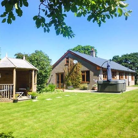 Llanbadarn Fynydd Tynddol Bungalow מראה חיצוני תמונה