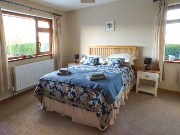 Llanbadarn Fynydd Tynddol Bungalow מראה חיצוני תמונה
